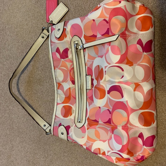 Coach purse with crossbody strap attachment - Picture 2 of 8